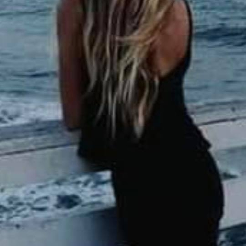 Meet your Posher, Elie